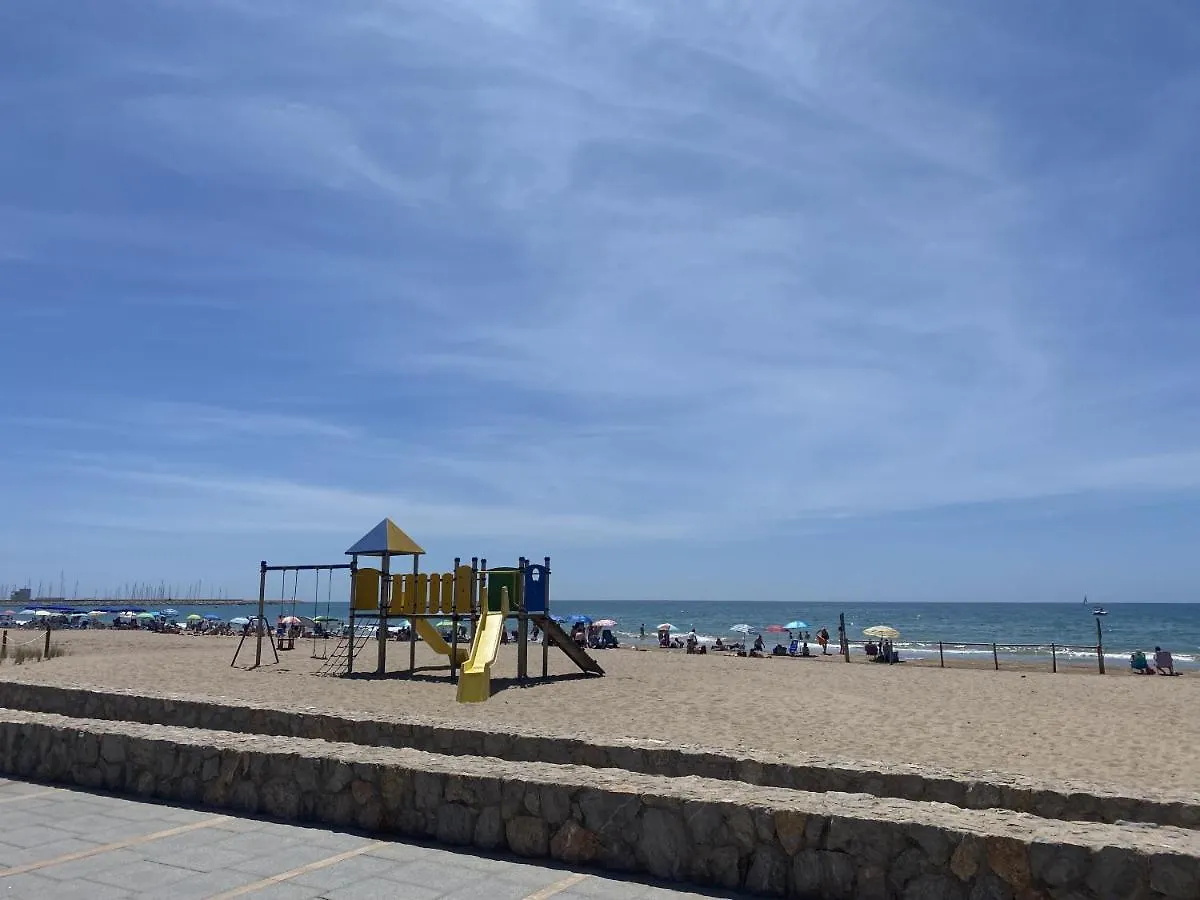 R132 Apartment With Air Conditioner 50M From The Beach Calafell Spain